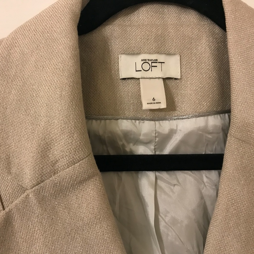 LOFT Silver Cream Jacket, size 6, EUC! - Picture 5 of 7